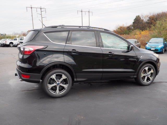An image of 2017 Ford Escape