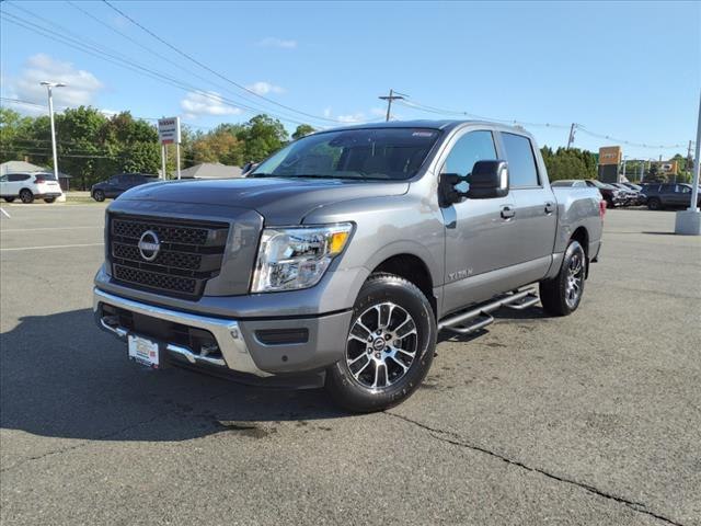 An image of 2023 Nissan Titan
