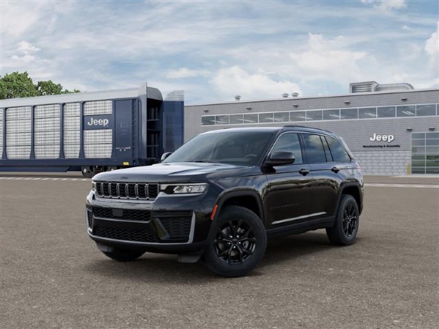 An image of 2026 Jeep Grand Cherokee